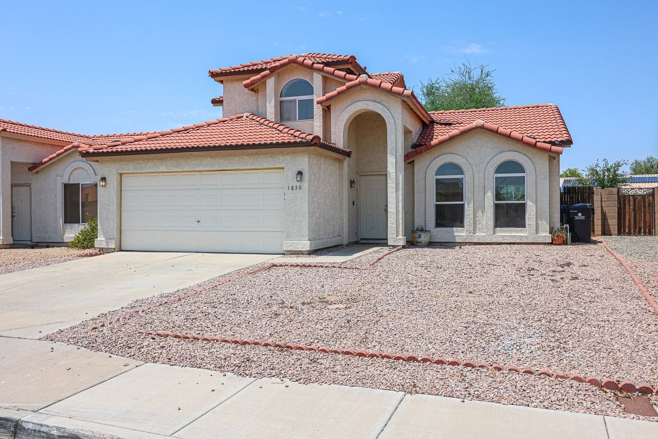 1850 N 84th Ln #1 - Photo 3 of 28