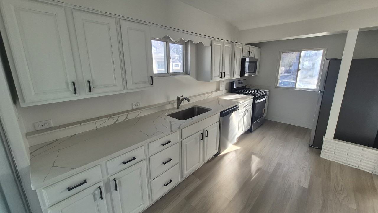 3417 Jewett Ave #NA - Photo 3 of 18