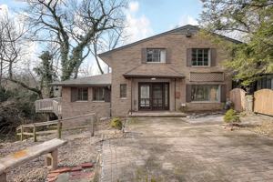 featured image of 27312737 Charing Rd #2731