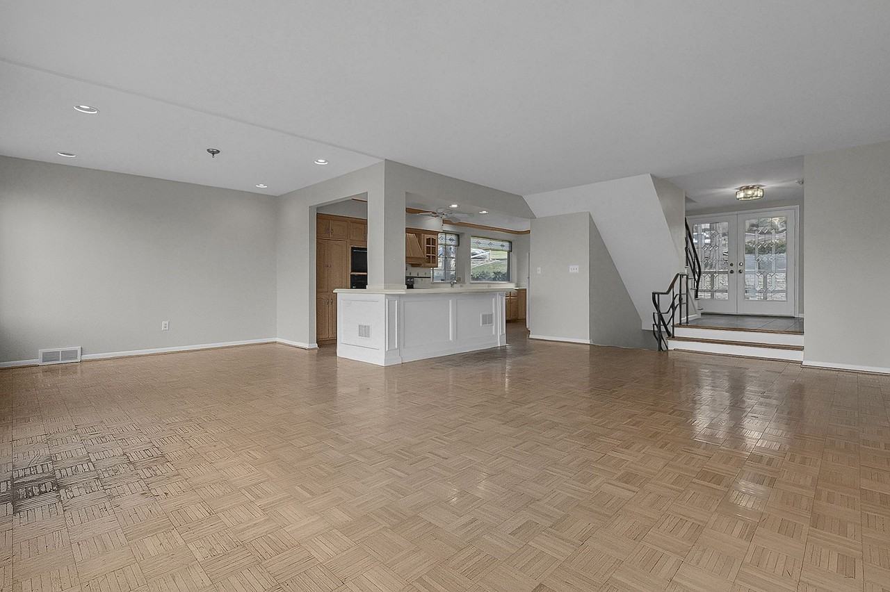 27312737 Charing Rd #2731 - Photo 5 of 24