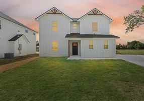featured image of 1717 Gurley Ln #NA