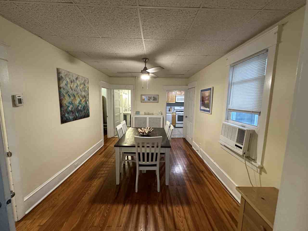 509 E 7th St #NA - Photo 4 of 11