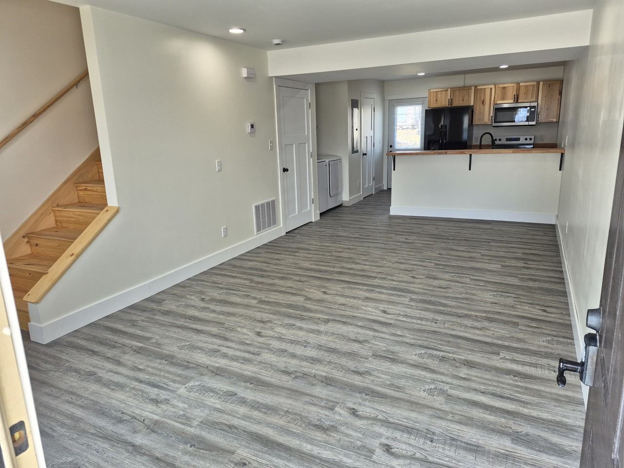 Iowa St #C - Photo 6 of 16