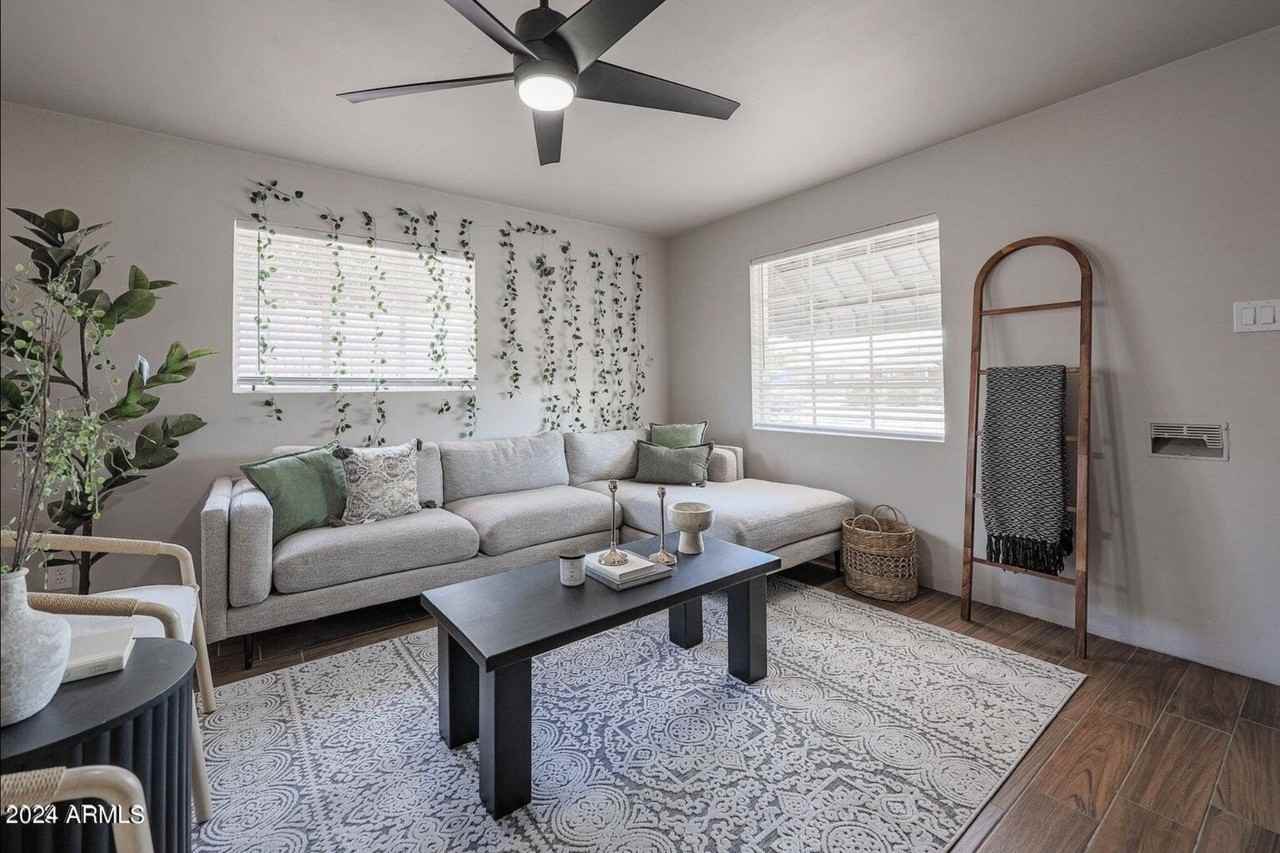 3611 N 21st Dr #NA - Photo 2 of 10