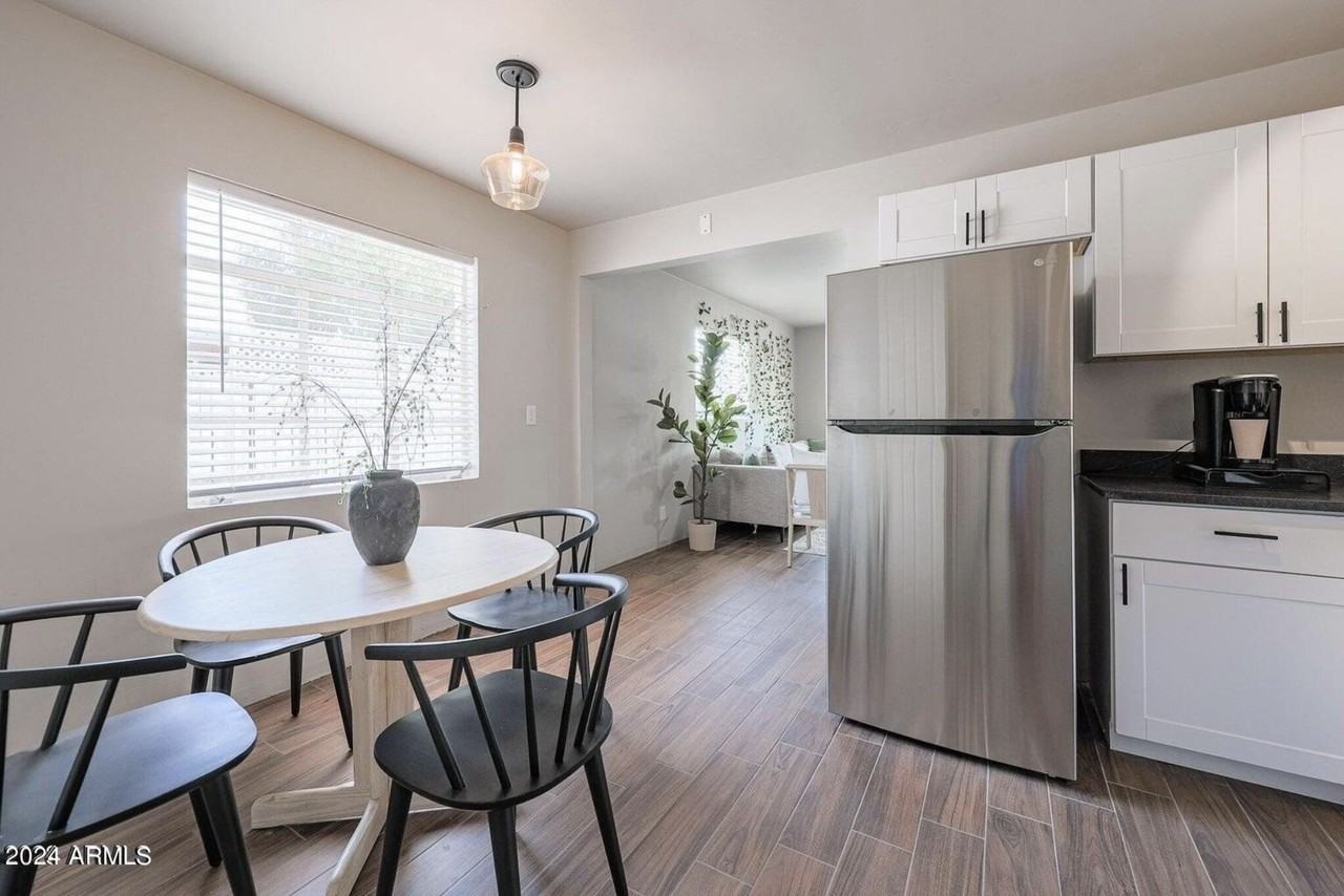 3611 N 21st Dr #NA - Photo 4 of 10