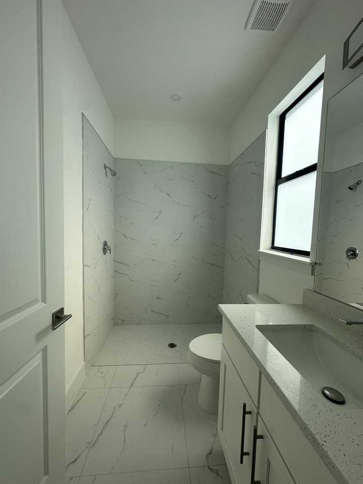 1120 Homer Ave S #NA - Photo 2 of 7