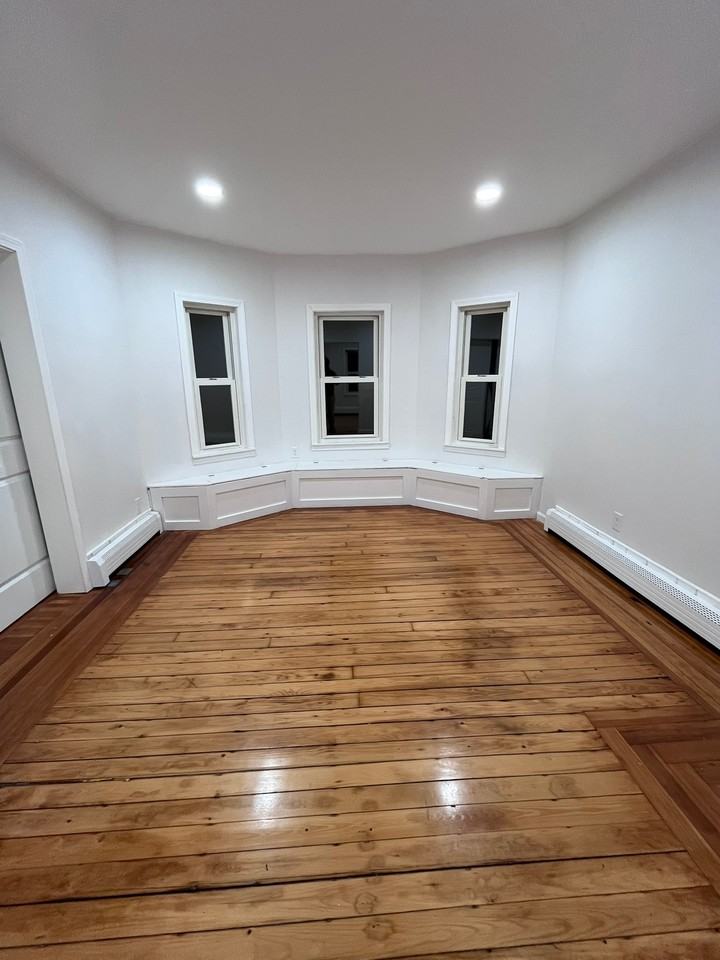 137 Worcester Ave #1 - Photo 5 of 18