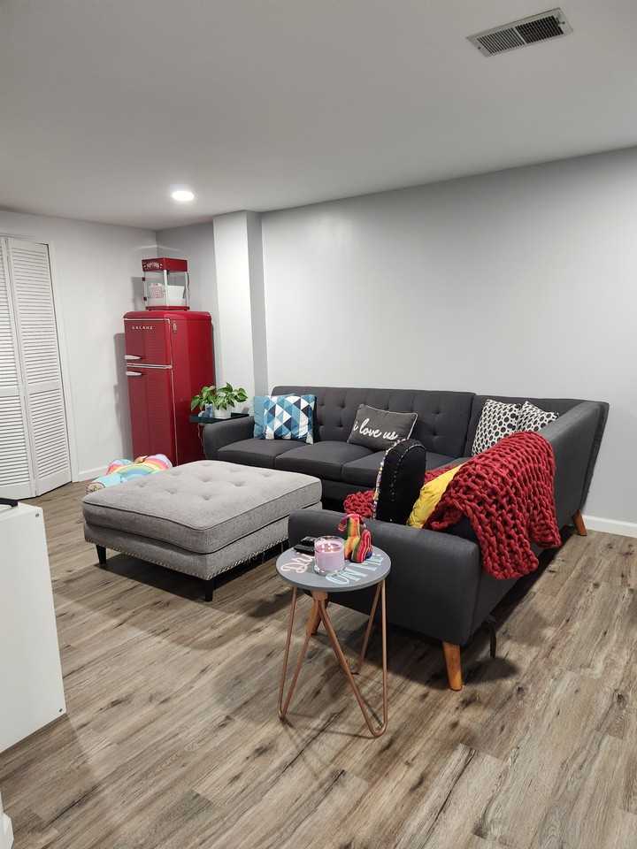 3486 Burbank Dr #NA - Photo 4 of 9