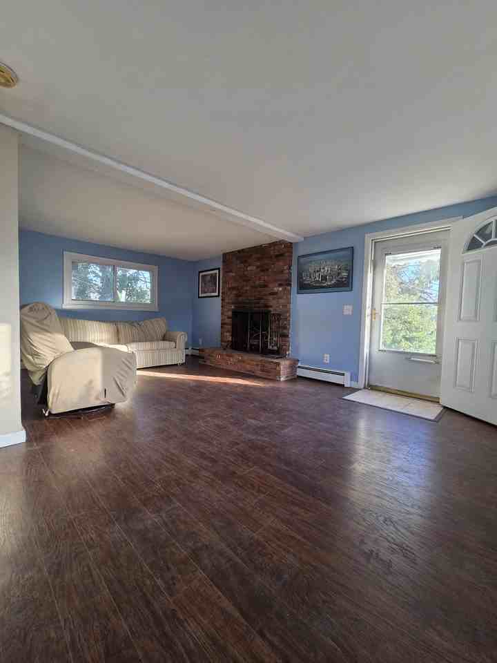 9 Wallace Dr #1 - Photo 7 of 9