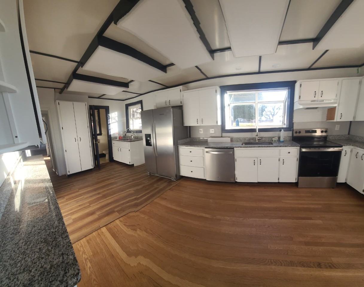 22101 Ridge Rd #NA - Photo 6 of 10