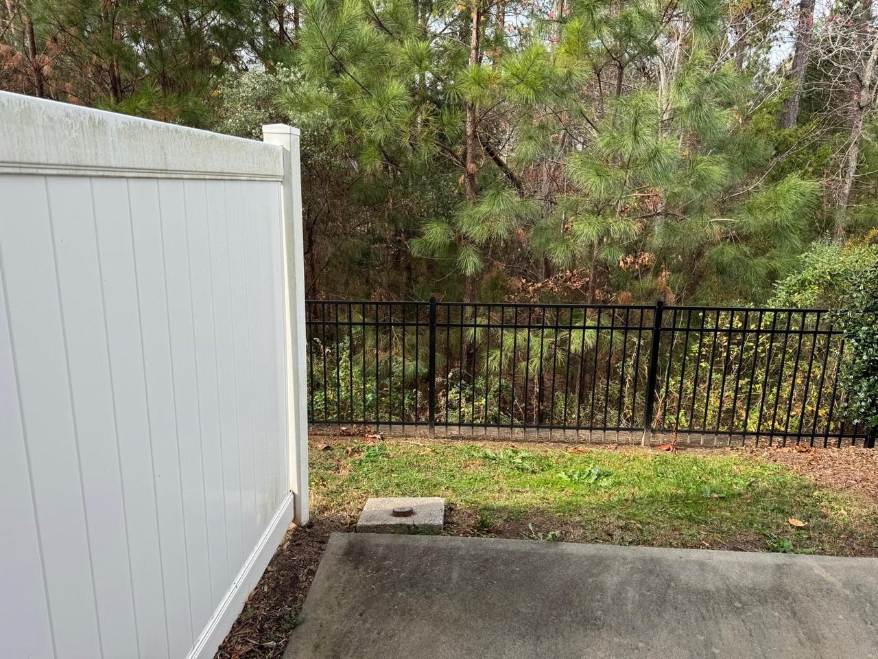 538 Libson St #1 - Photo 5 of 16