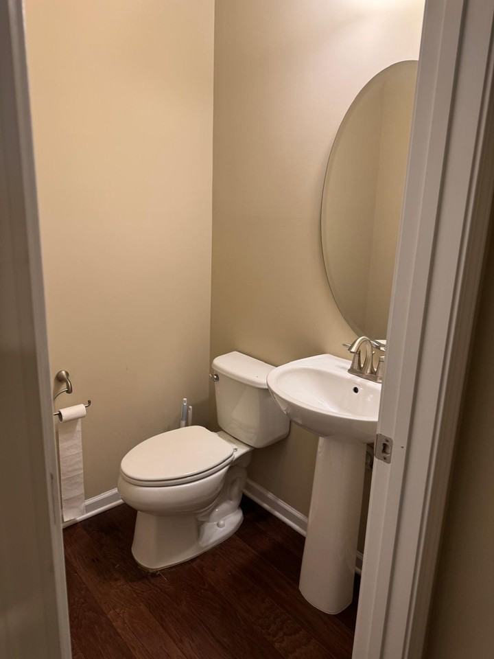 538 Libson St #1 - Photo 7 of 16