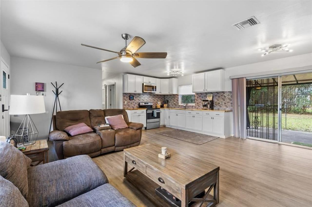 4618 Se 2nd Pl #NA - Photo 6 of 8