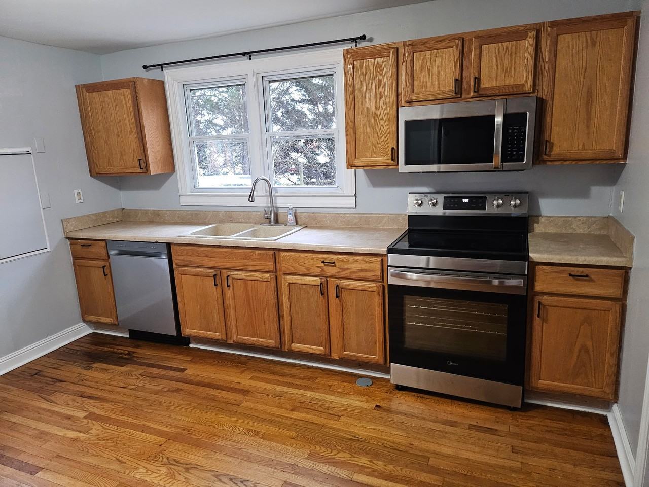 46 Maxwell Dr #NA - Photo 3 of 10