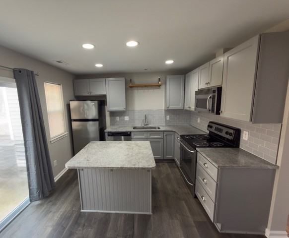 204 Harbor Haven Dr #204 - Photo 4 of 15