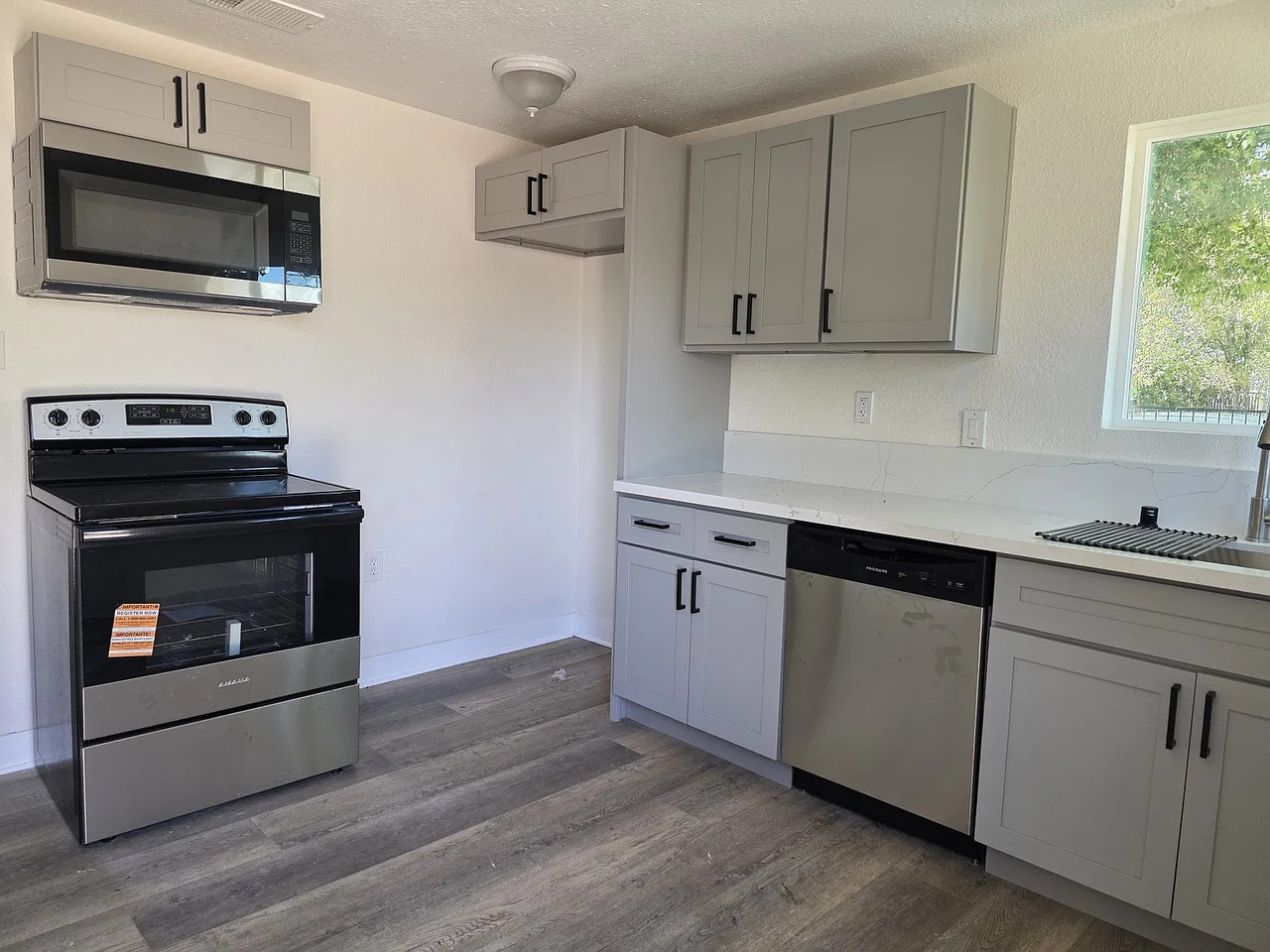 3200 34th Ave #NA - Photo 4 of 13