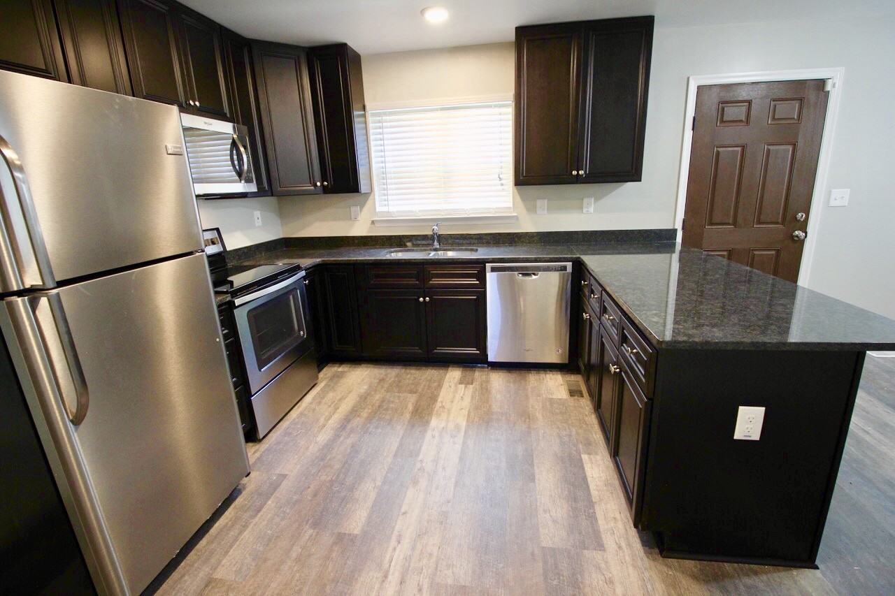 1308 W 37th St #NA - Photo 7 of 16