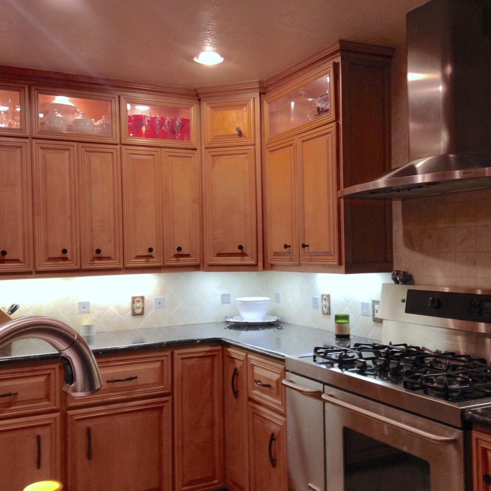 910 Garver St #1 - Photo 2 of 2