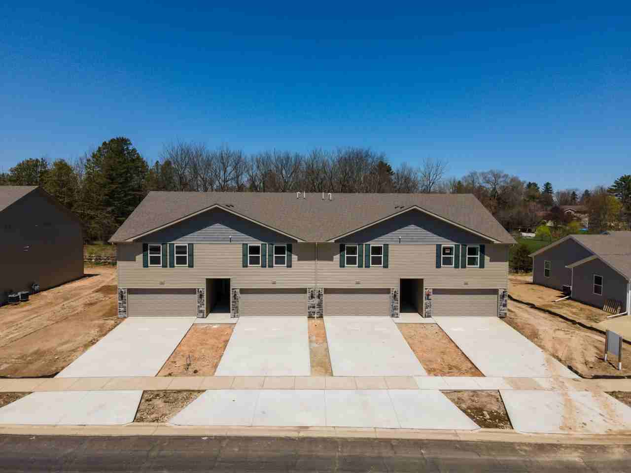 639 Mckay Way #3 - Photo 3 of 24