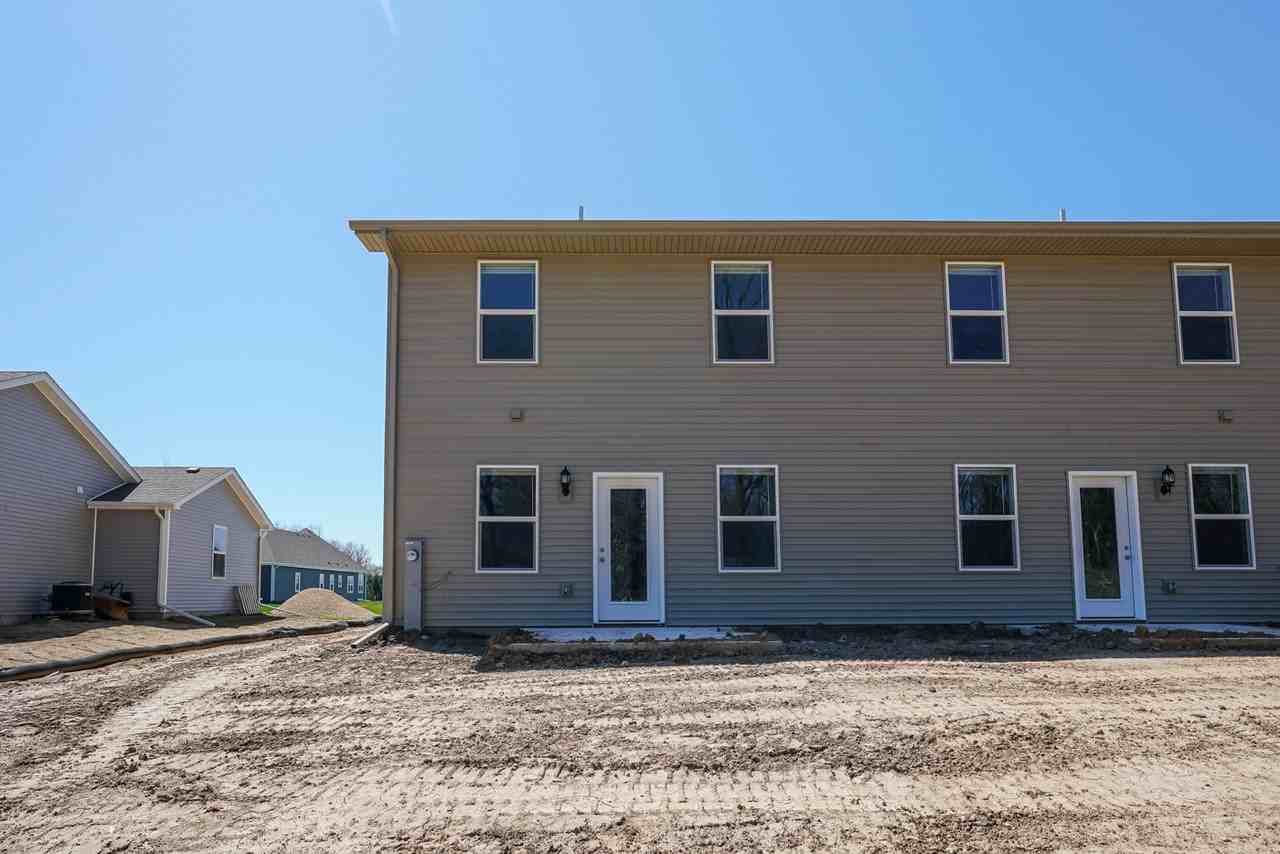 639 Mckay Way #3 - Photo 4 of 24