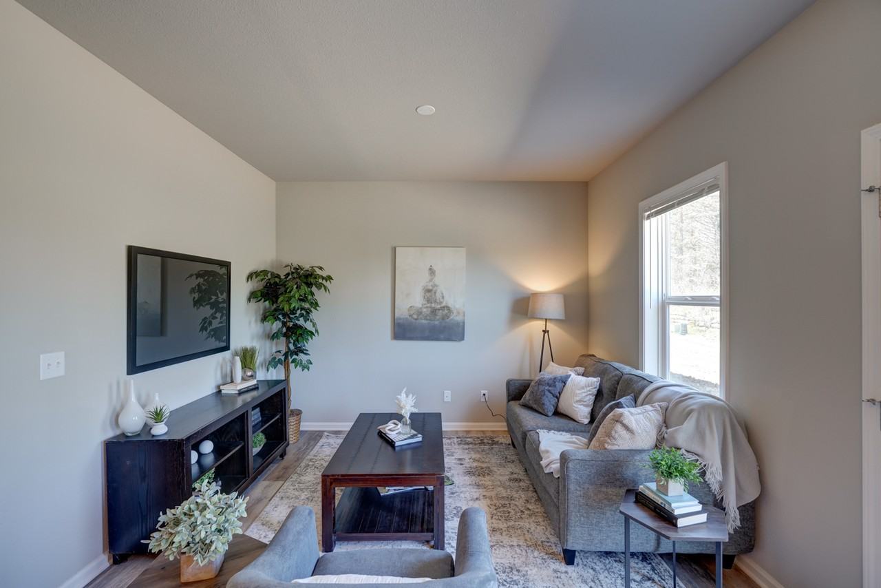 639 Mckay Way #3 - Photo 5 of 20