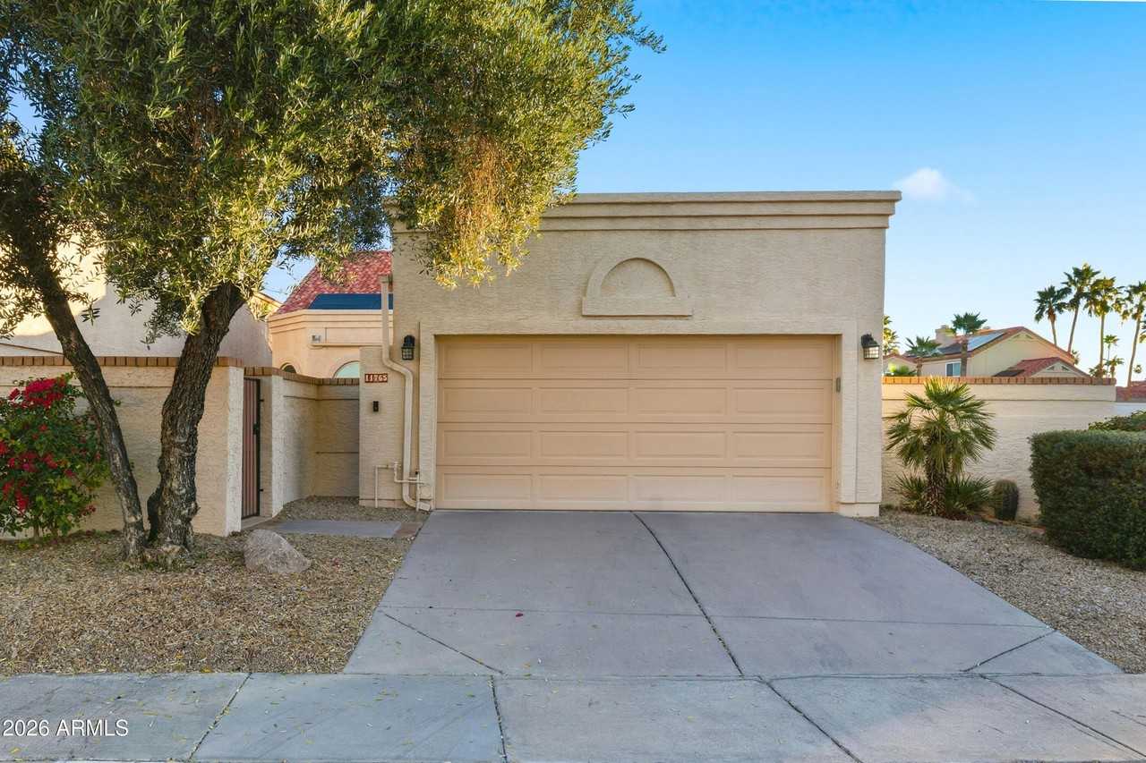 11765 N 112th St - Photo 5 of 25