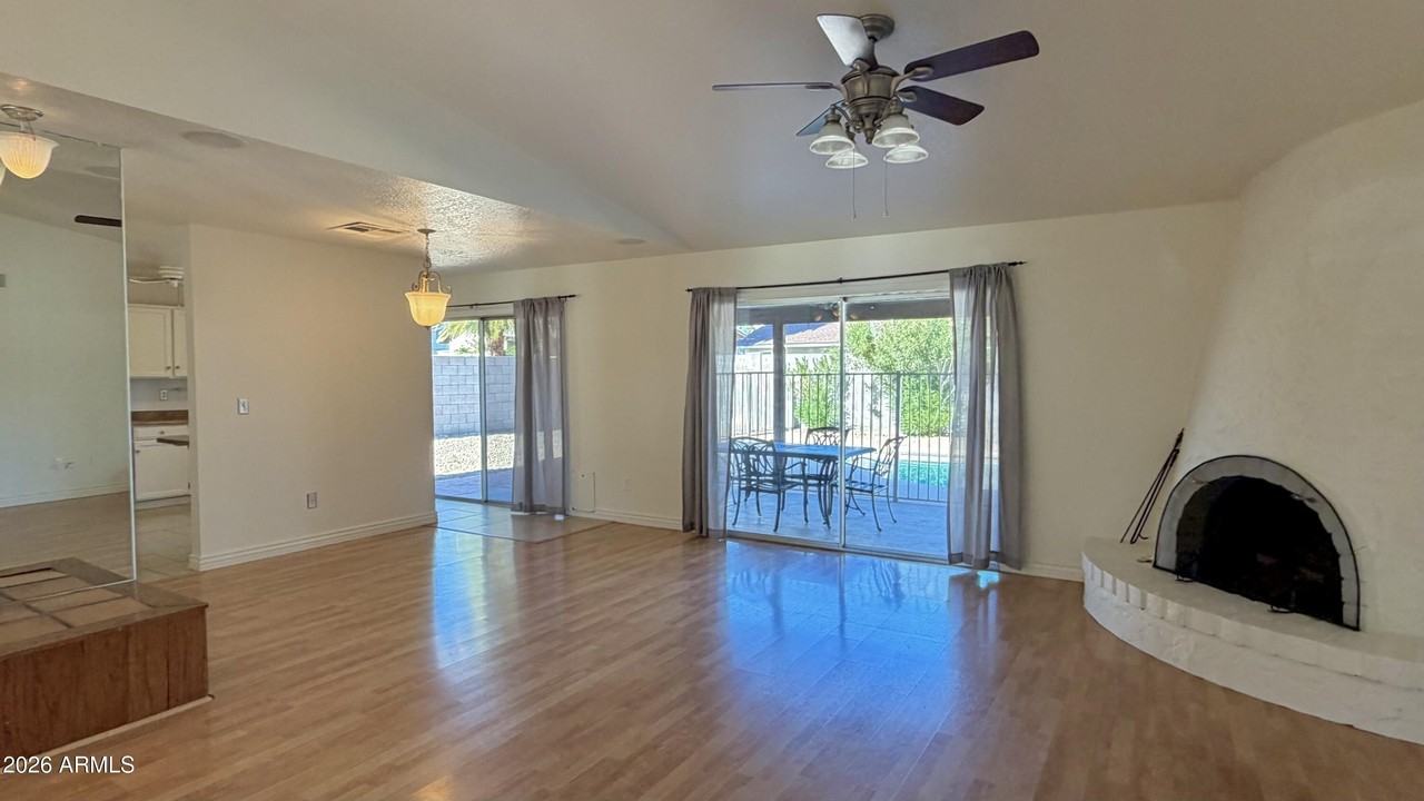 4844 E Sunrise Dr - Photo 5 of 25