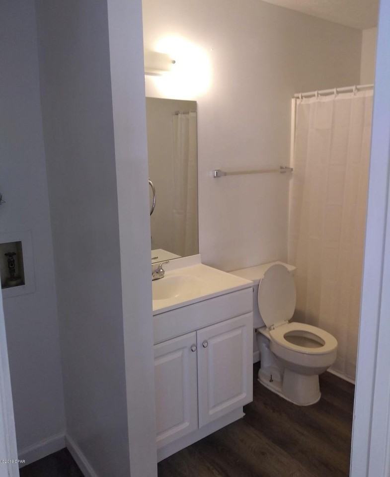 901 Russ Lake Dr Apt 102 #102 - Photo 3 of 5