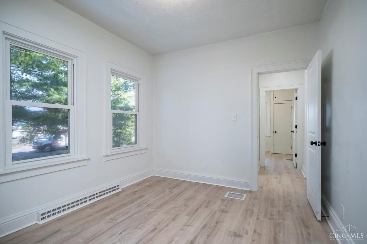 4611 Belleview Ave - Photo 6 of 35