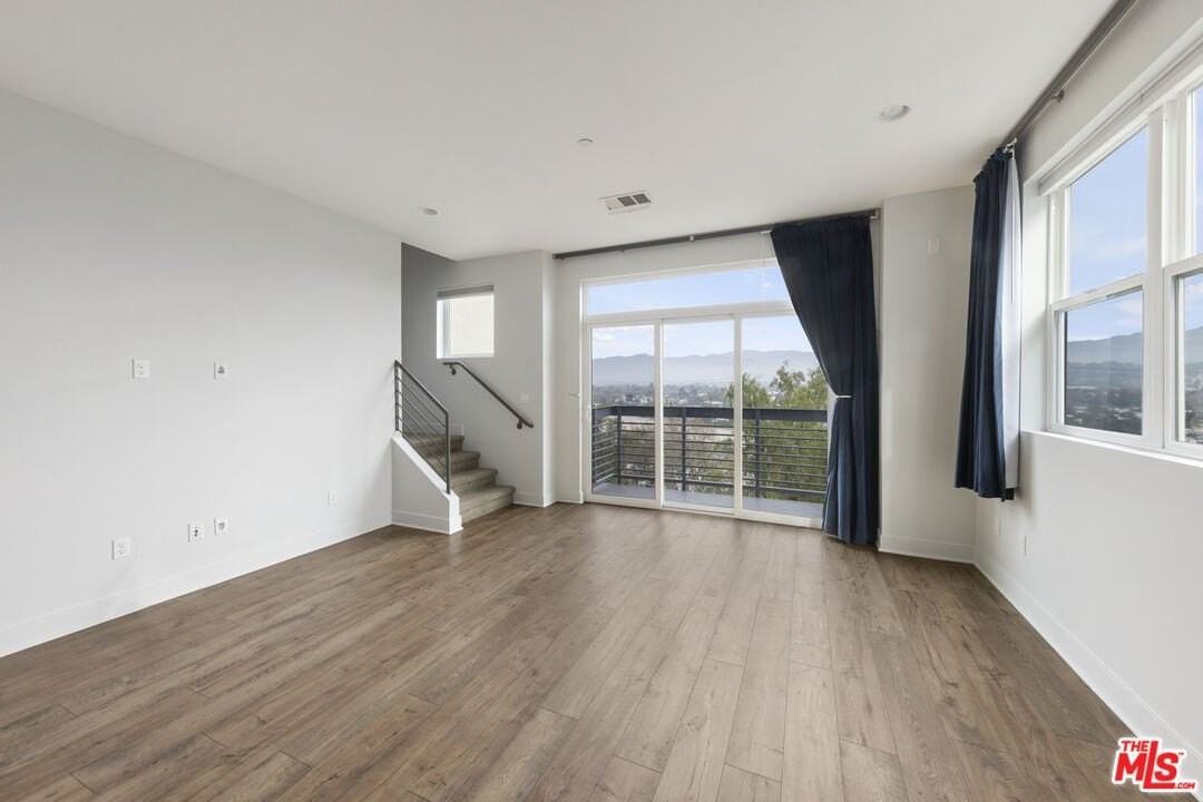 2753 Waverly Dr Apt 1108 #1108 - Photo 6 of 48