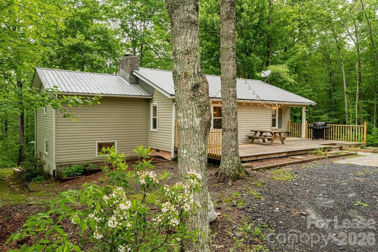 260 Allison Hill Dr - Photo 7 of 41