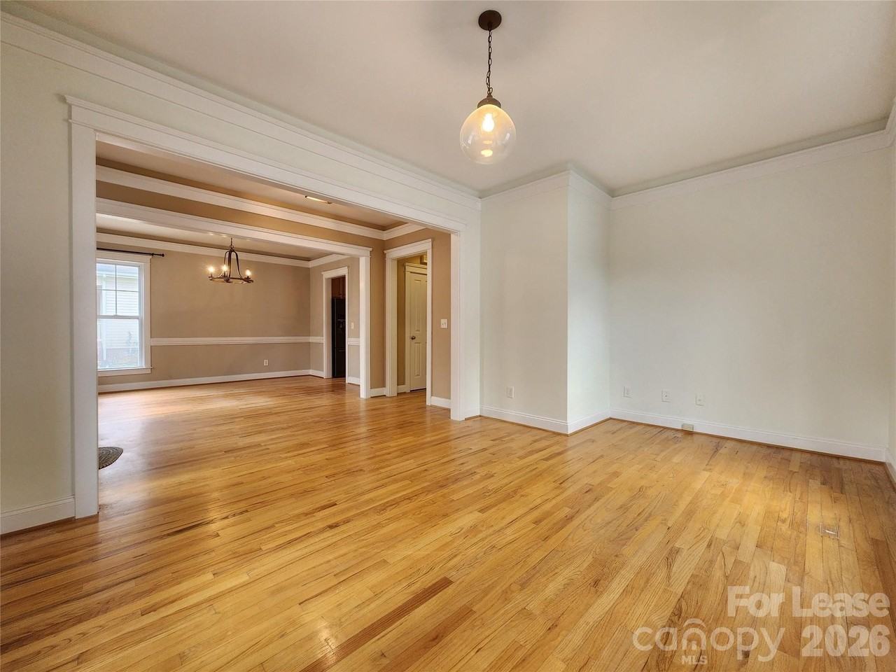 7237 Atwater Ln - Photo 3 of 25