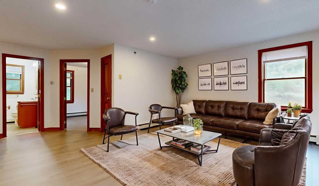 1 Ledgeview LaneApt #5 - Photo 4 of 27