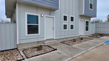 featured image of 416 J R Rodriguez Cir