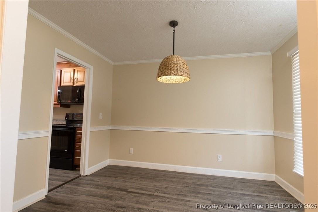 6944 Calamar Dr - Photo 5 of 19