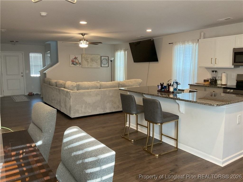 306 Melbourne Dr - Photo 2 of 20