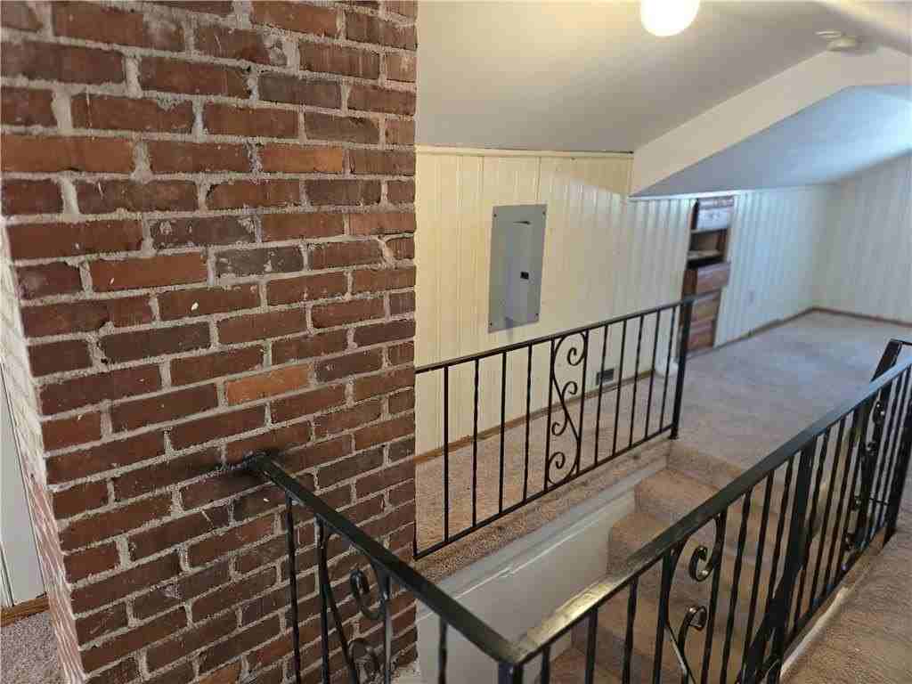 1038 S Candler St - Photo 5 of 7