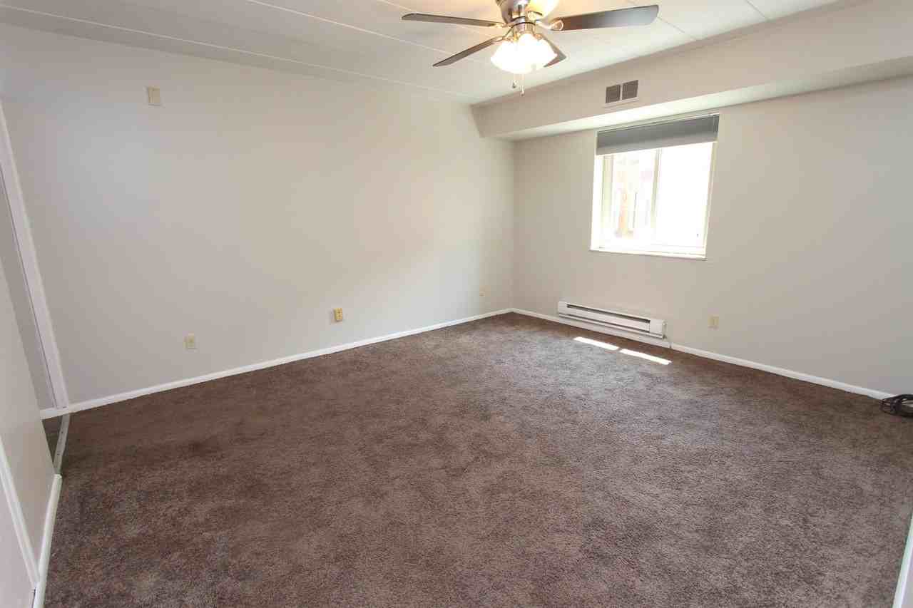 325 NORTH CRAIG STREETAPT 305A #305A - Photo 3 of 6