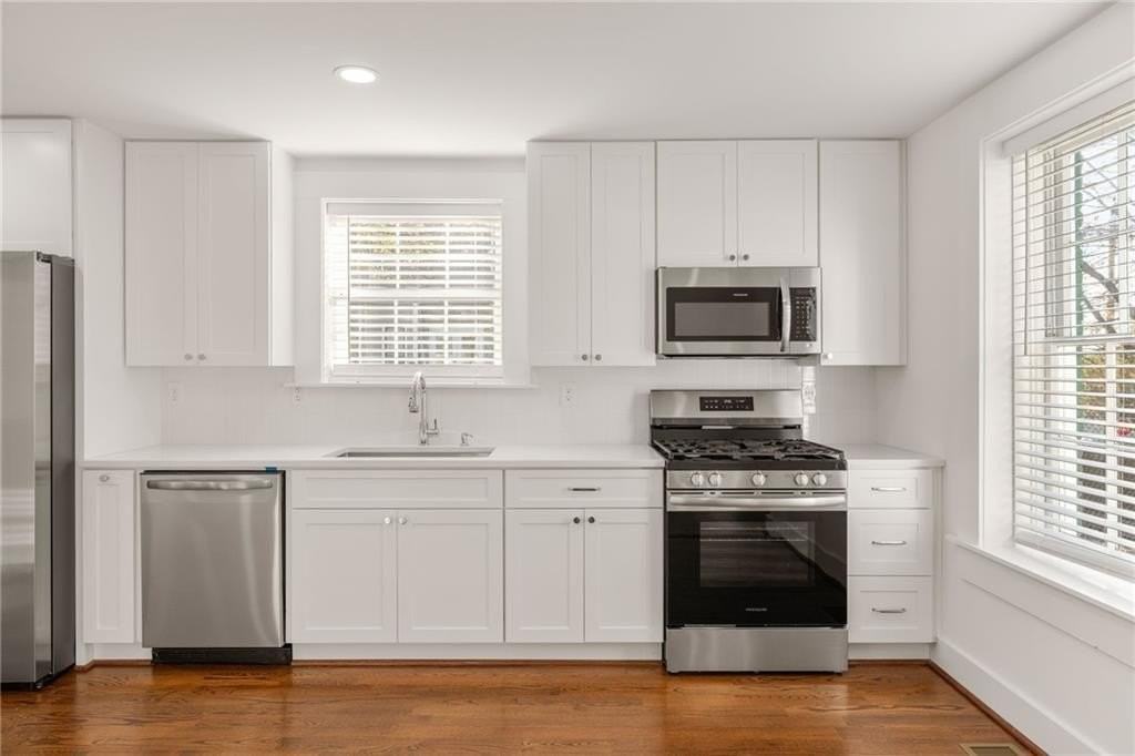 255 Connecticut Ave Ne Unit A #A - Photo 6 of 19