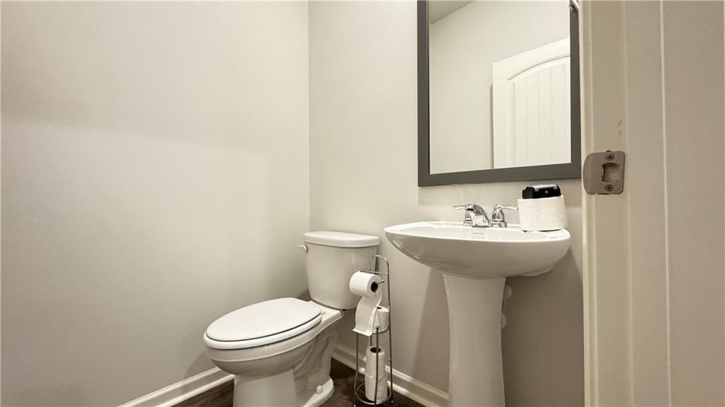 405 Stoneybrook Dr - Photo 4 of 50