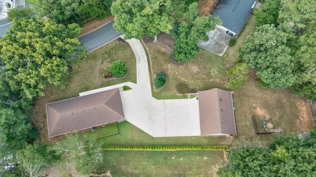 390 Alpine Dr - Photo 5 of 50