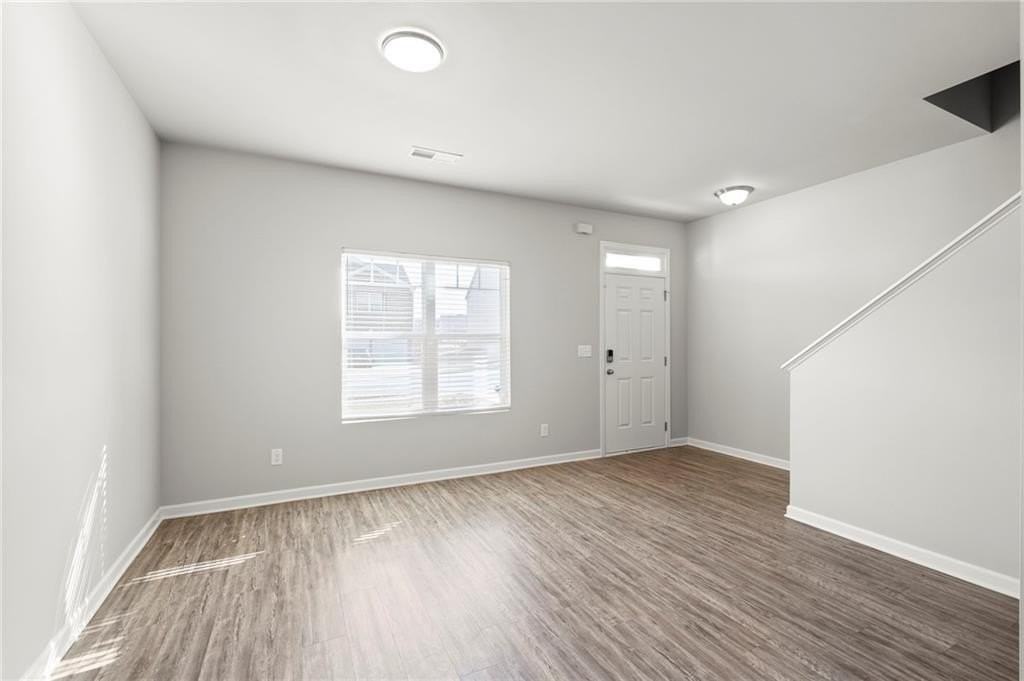 3138 Cedar Crest Way - Photo 5 of 44