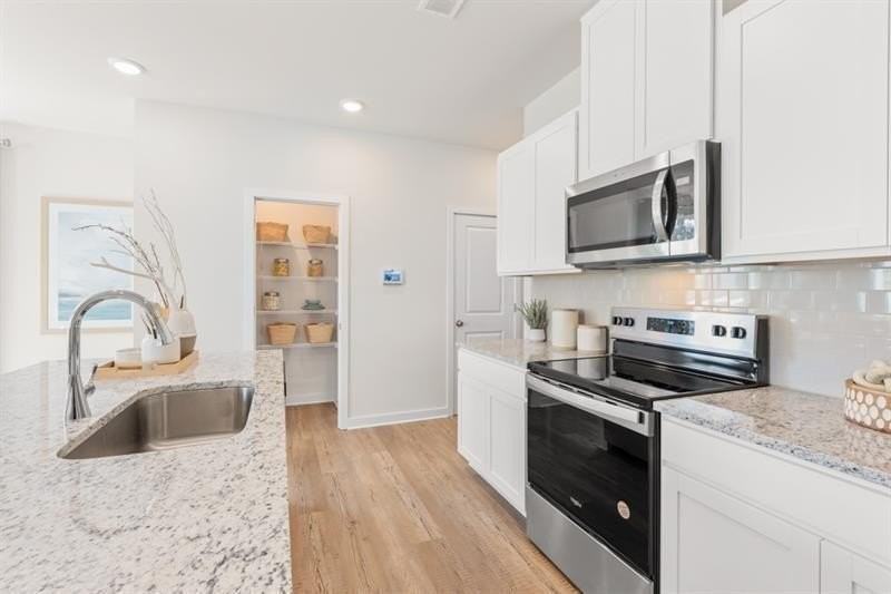 971 Sutherland Ln - Photo 4 of 41