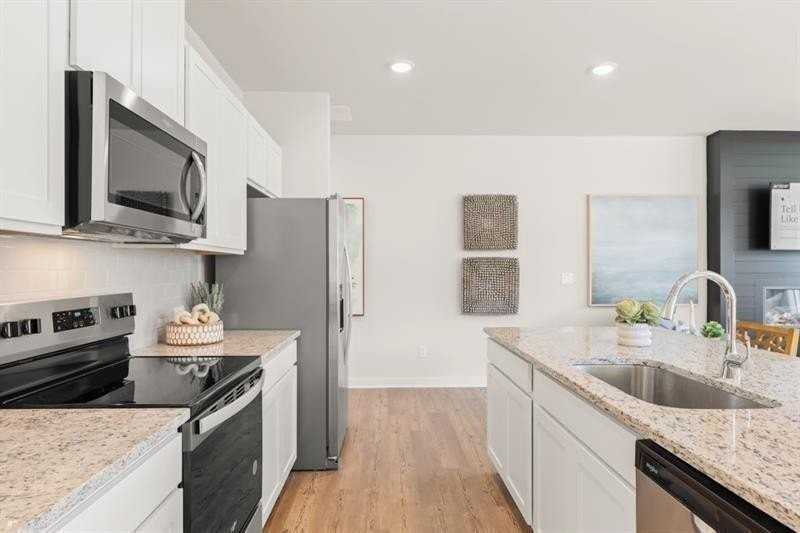 971 Sutherland Ln - Photo 6 of 41