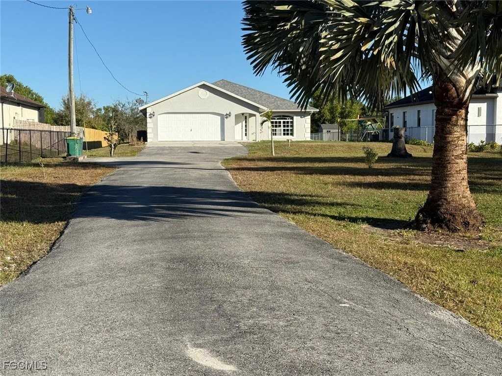 3761 39th Ave Ne - Photo 3 of 21