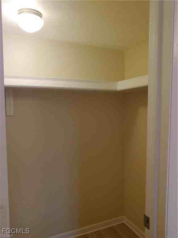 4705 Se 4th Pl Apt 2 #2 - Photo 5 of 19