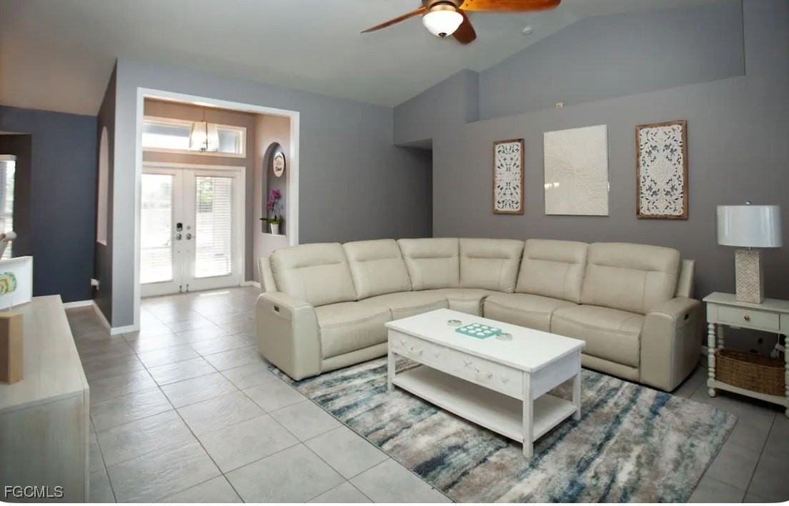 2802 Sw 20th Ave - Photo 2 of 17