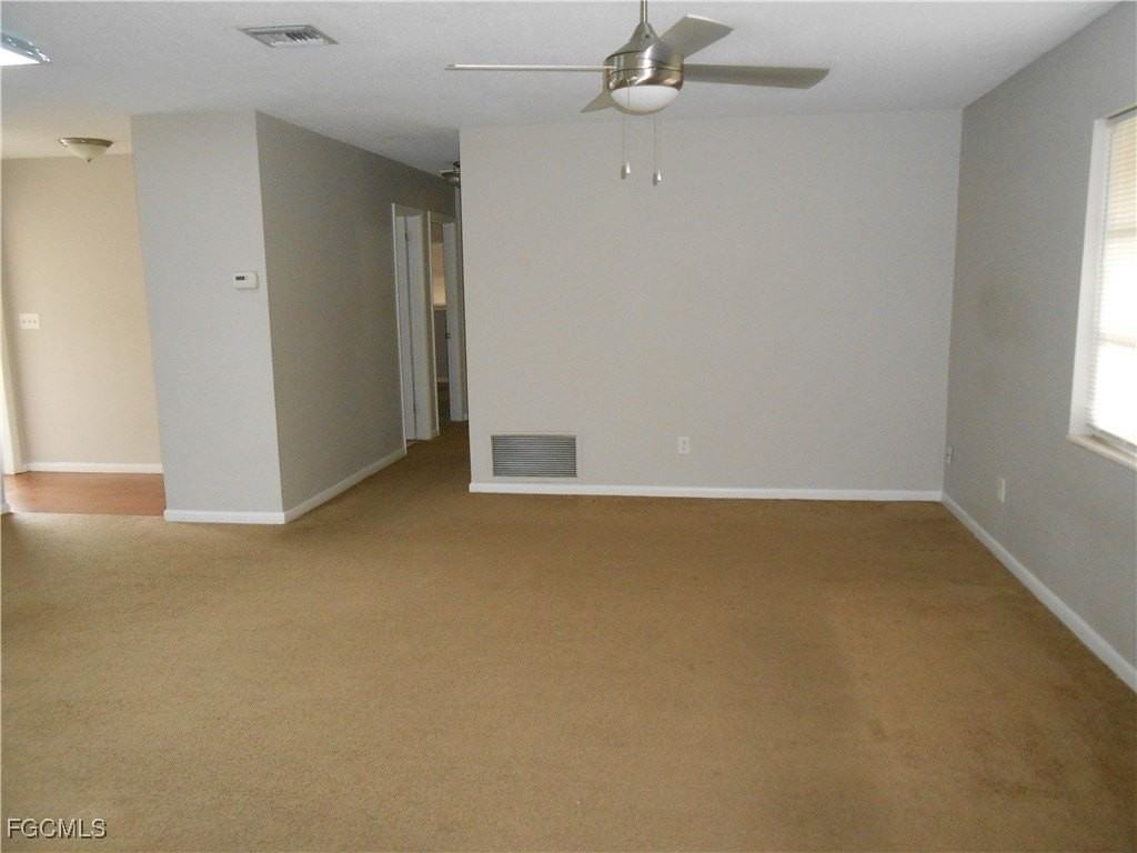 241 Thistle Ct - Photo 7 of 26