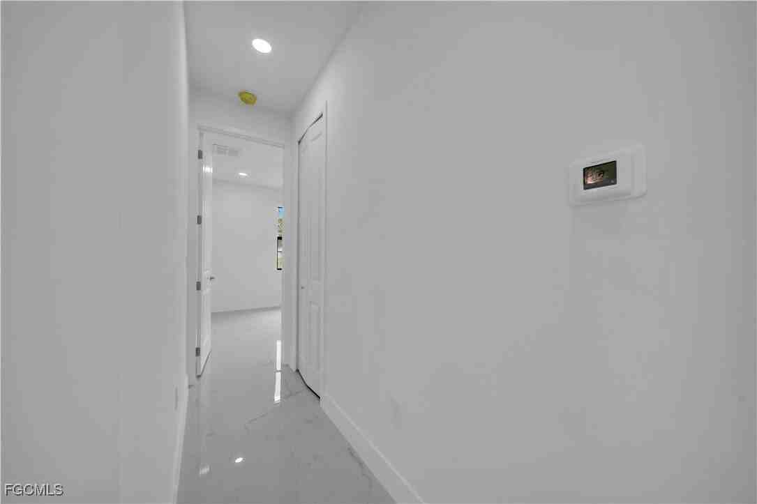 708 Poinsettia Ave - Photo 7 of 25