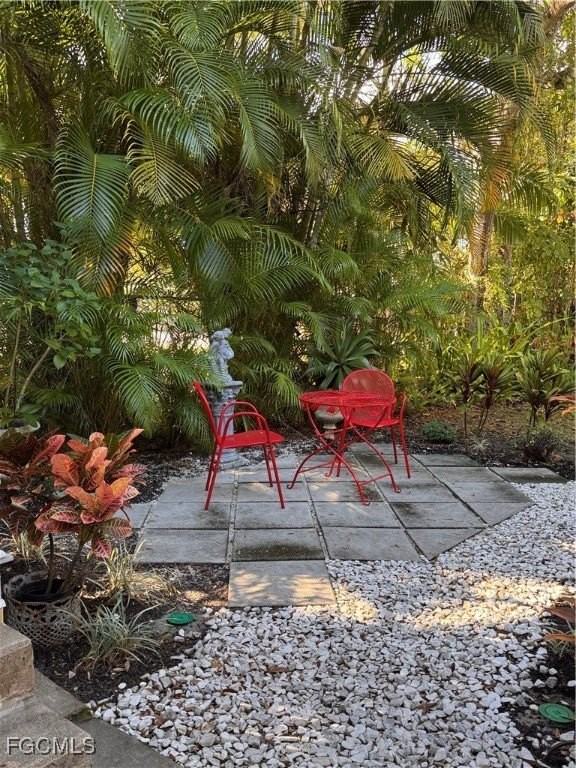 1618 Woodford Ave - Photo 3 of 17